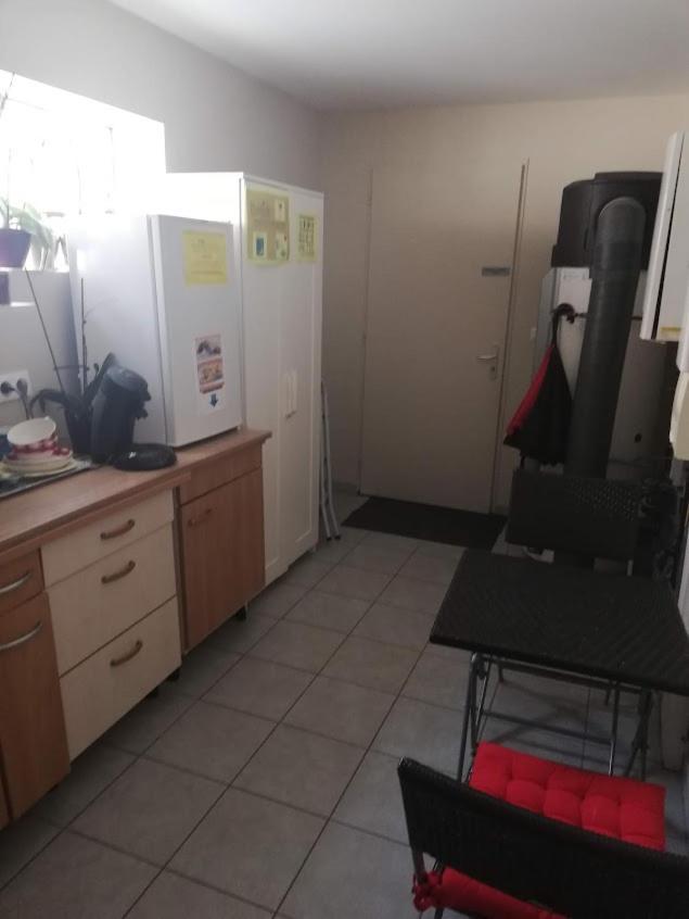 Chambre Avec Salle De Bain Privatisee Avec Petit Dejeuner Compris オーソンヌ エクステリア 写真